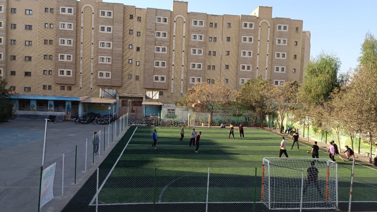 محیط آموزشی دبیرستان شاهد علی اکبر (ع) - s1