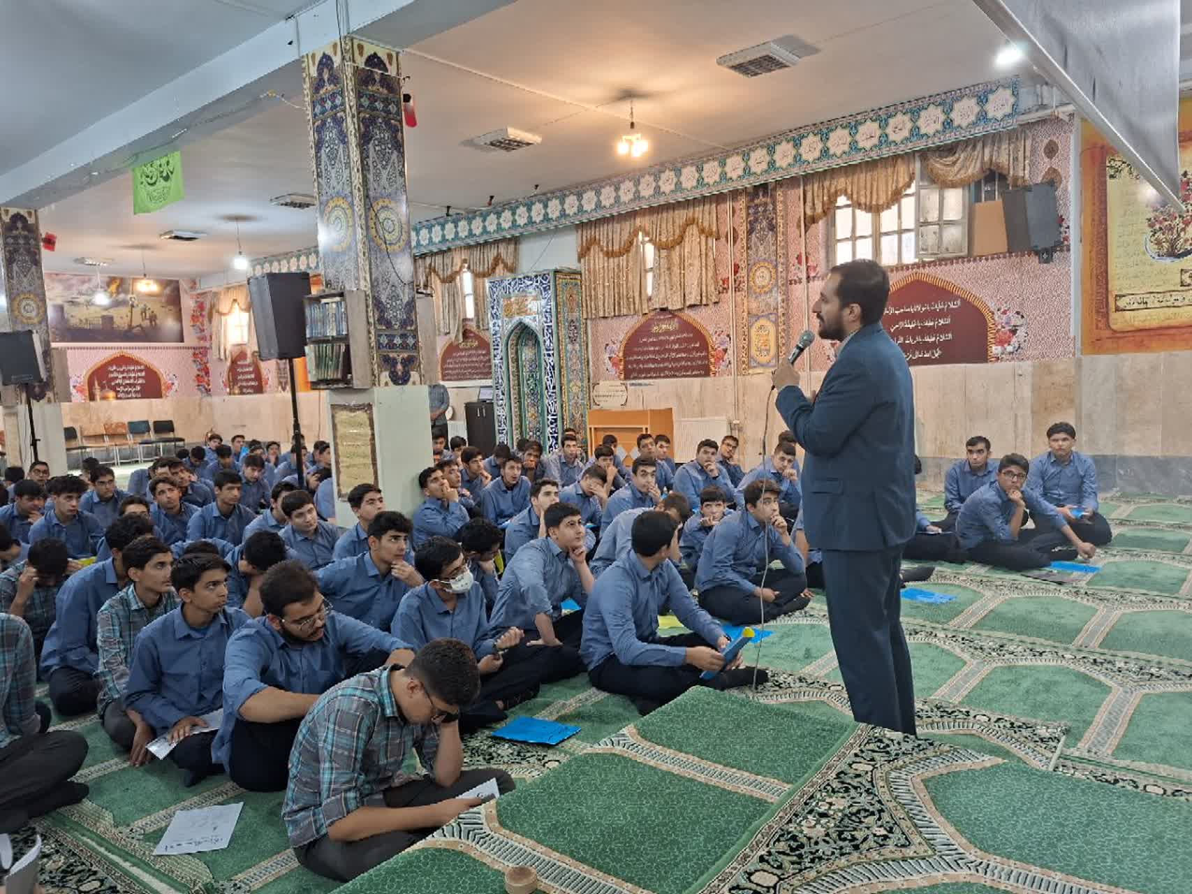 تصویر خبر: برگذاری جلسه عمومی برای دانش آموزان